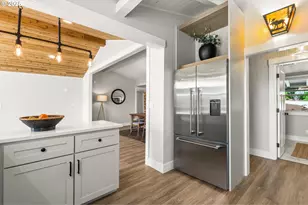 22645 SW Chapman Rd, Sherwood, OR 97140 - Photo 9