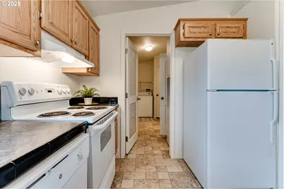 145 River Rd #12, Junction City, OR 97448 - Photo 15