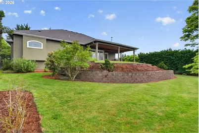 392 SW Dogwood Dr, Dundee, OR 97115 - Photo 23