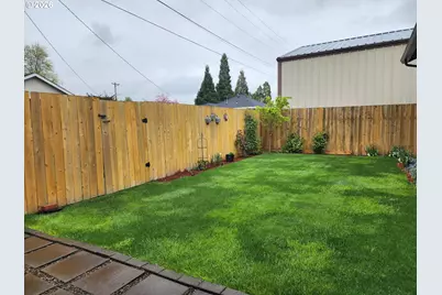 845 1st St, Gervais, OR 97026 - Photo 25