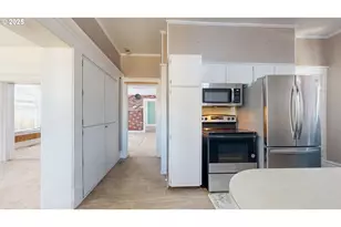 2438 Auburn Ave, Baker City, OR 97814 - Photo 21