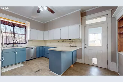 2438 Auburn Ave, Baker City, OR 97814 - Photo 19