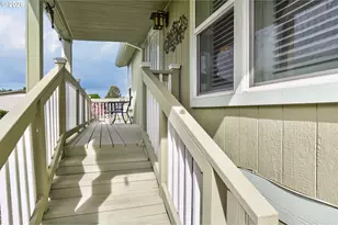 4155 NE Three Mile Ln, McMinnville, OR 97128 - Photo 9