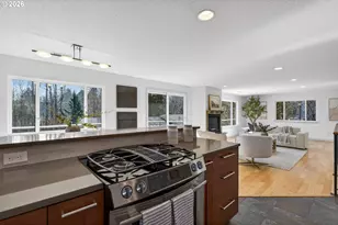 3226 SW Dolph Ct, Portland, OR 97219 - Photo 13