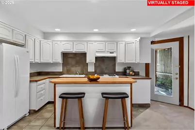 3226 SW Dolph Ct, Portland, OR 97219 - Photo 33