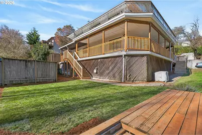 3226 SW Dolph Ct, Portland, OR 97219 - Photo 45