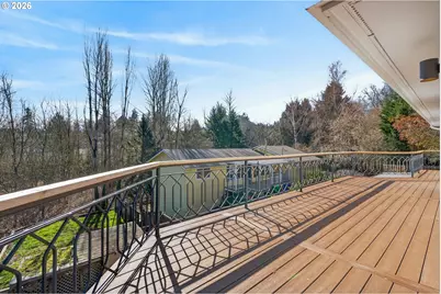 3226 SW Dolph Ct, Portland, OR 97219 - Photo 39