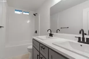 712 12th Ave, Sweet Home, OR 97386 - Photo 41