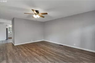 712 12th Ave, Sweet Home, OR 97386 - Photo 29