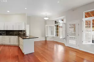 13002 Sierra Vista Dr, Lake Oswego, OR 97035 - Photo 23