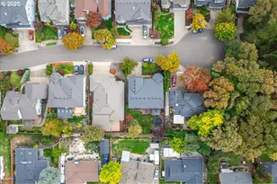 13002 Sierra Vista Dr, Lake Oswego, OR 97035 - Photo 47