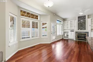 13002 Sierra Vista Dr, Lake Oswego, OR 97035 - Photo 11