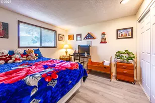 353 71st St, Springfield, OR 97478 - Photo 13