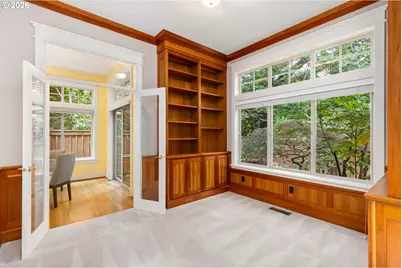 6441 SW Santa Monica Ct, Portland, OR 97221 - Photo 25