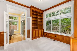 6441 SW Santa Monica Ct, Portland, OR 97221 - Photo 25