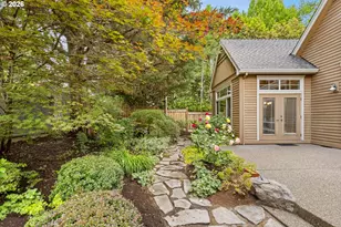 6441 SW Santa Monica Ct, Portland, OR 97221 - Photo 45
