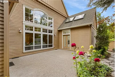 6441 SW Santa Monica Ct, Portland, OR 97221 - Photo 41