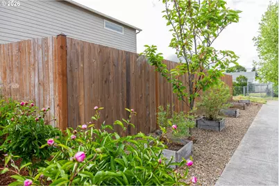 1816 W 4th Ave, Junction City, OR 97448 - Photo 29