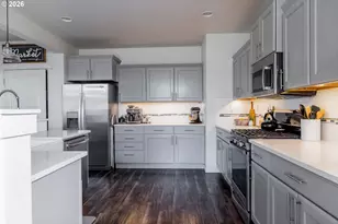 1816 W 4th Ave, Junction City, OR 97448 - Photo 13