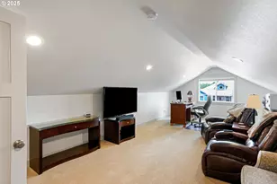 493 NW Crater Lk Dr, Dallas, OR 97338 - Photo 45