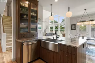 493 NW Crater Lk Dr, Dallas, OR 97338 - Photo 25