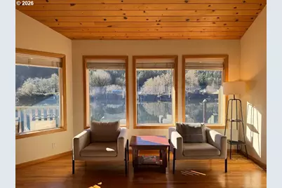 10298 Highway 126, Mapleton, OR 97453 - Photo 11