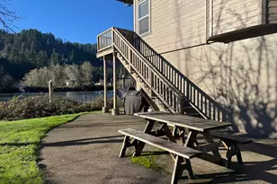 10298 Hwy 126, Mapleton, OR 97453 - Photo 35