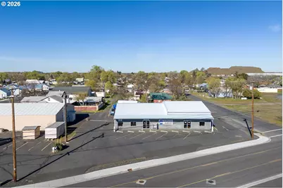 345 N 1st Pl, Hermiston, OR 97838 - Photo 7