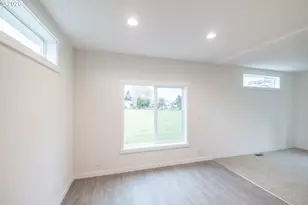3223 Comber Ct, Salem, OR 97305 - Photo 13