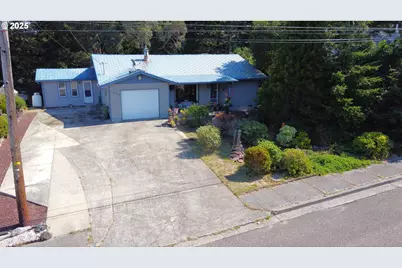 1931 Oak St, North Bend, OR 97459 - Photo 31