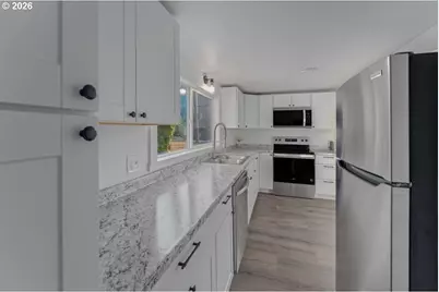 48181 Highway 58, Oakridge, OR 97463 - Photo 5