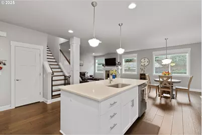 13199 SE Gateway Dr, Happy Valley, OR 97086 - Photo 11