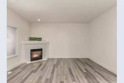 18067 SW Niks Dr, Beaverton, OR 97003 - Photo 9