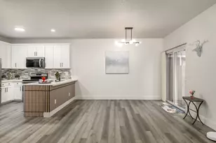 18067 SW Niks Dr, Beaverton, OR 97003 - Photo 11