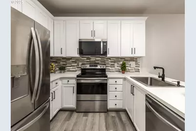 18067 SW Niks Dr, Beaverton, OR 97003 - Photo 3