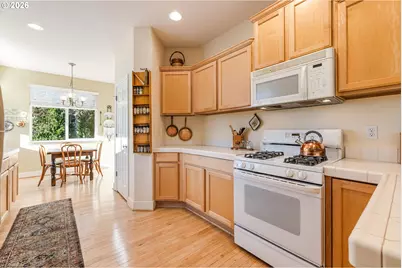 15760 SW Peachtree Dr, Tigard, OR 97224 - Photo 7