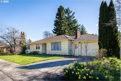 47866 W 1st St, Oakridge, OR 97463 - Photo 3