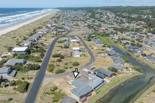 1001 NW Pacific Way, Waldport, OR 97394 - Photo 35