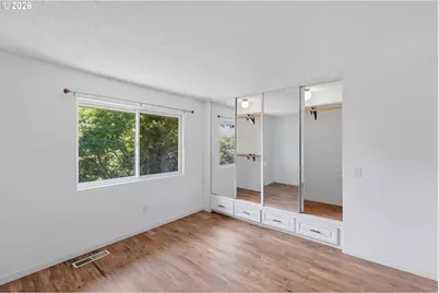 12054 N Jantzen Beach Ave, Portland, OR 97217 - Photo 25