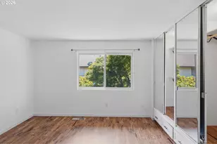 12054 N Jantzen Beach Ave, Portland, OR 97217 - Photo 21