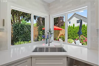 12540 SW Glacier Lily Cir, Tigard, OR 97223 - Photo 15