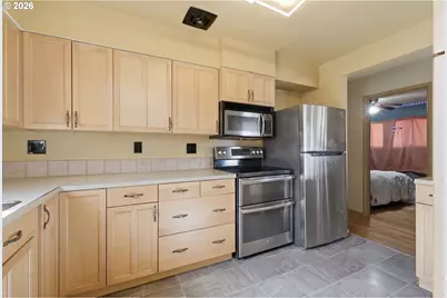 810 E 16th St, The Dalles, OR 97058 - Photo 7