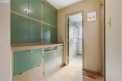 810 E 16th St, The Dalles, OR 97058 - Photo 11