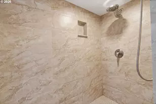 810 E 16th St, The Dalles, OR 97058 - Photo 27