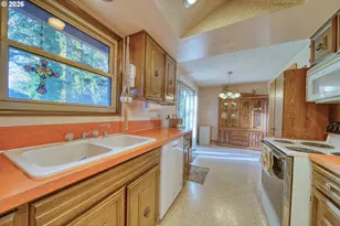 255 I St, Columbia City, OR 97018 - Photo 9