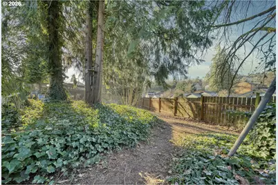 255 I St, Columbia City, OR 97018 - Photo 29