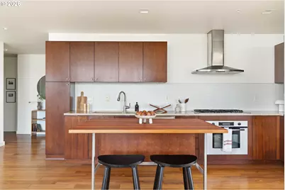 836 S Curry St #708, Portland, OR 97239 - Photo 11