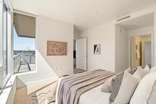 836 S Curry St, Portland, OR 97239 - Photo 29