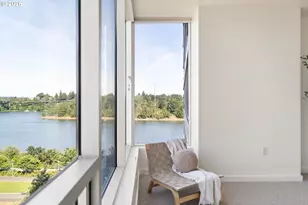 836 S Curry St, Portland, OR 97239 - Photo 19