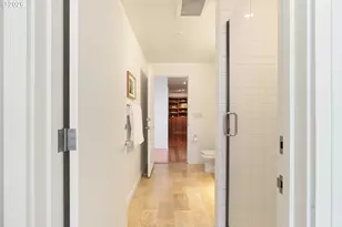 836 S Curry St, Portland, OR 97239 - Photo 31